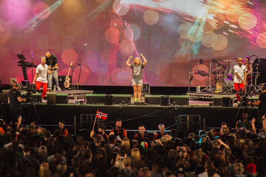 Hayley Kiyoko storms the Radio 1 Stage with pride