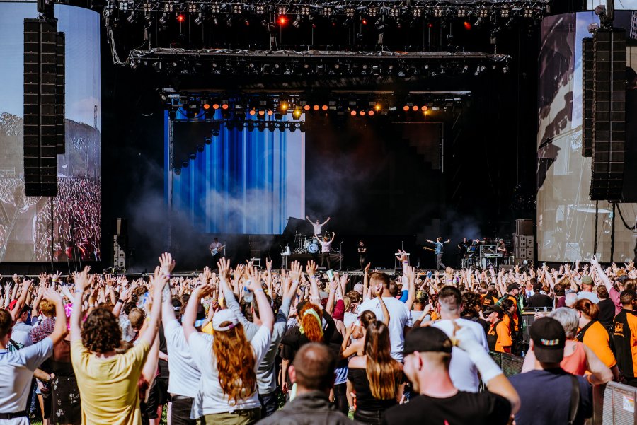 enter shikari crowd leeds festival 2019