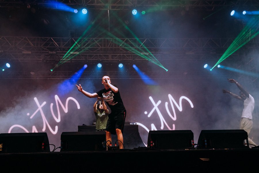 aitch on stage at leeds festival 2019